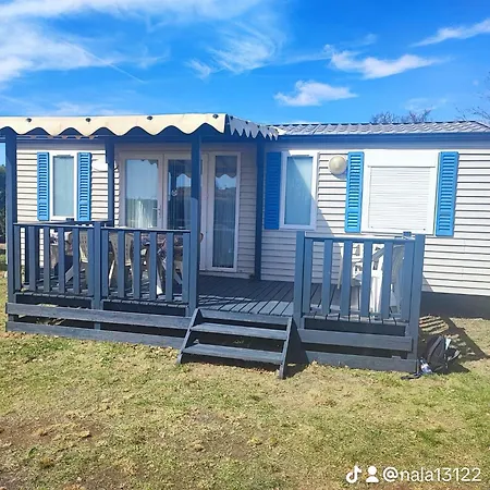 Flo Mobil Poney Trois Etoiles Route De Moustiers Ste Croix