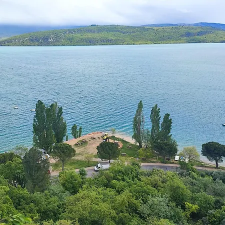 Flo Mobil Poney Trois Etoiles Route De Moustiers Ste Croix